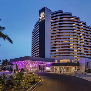 5* Отель The Star Grand At The Star